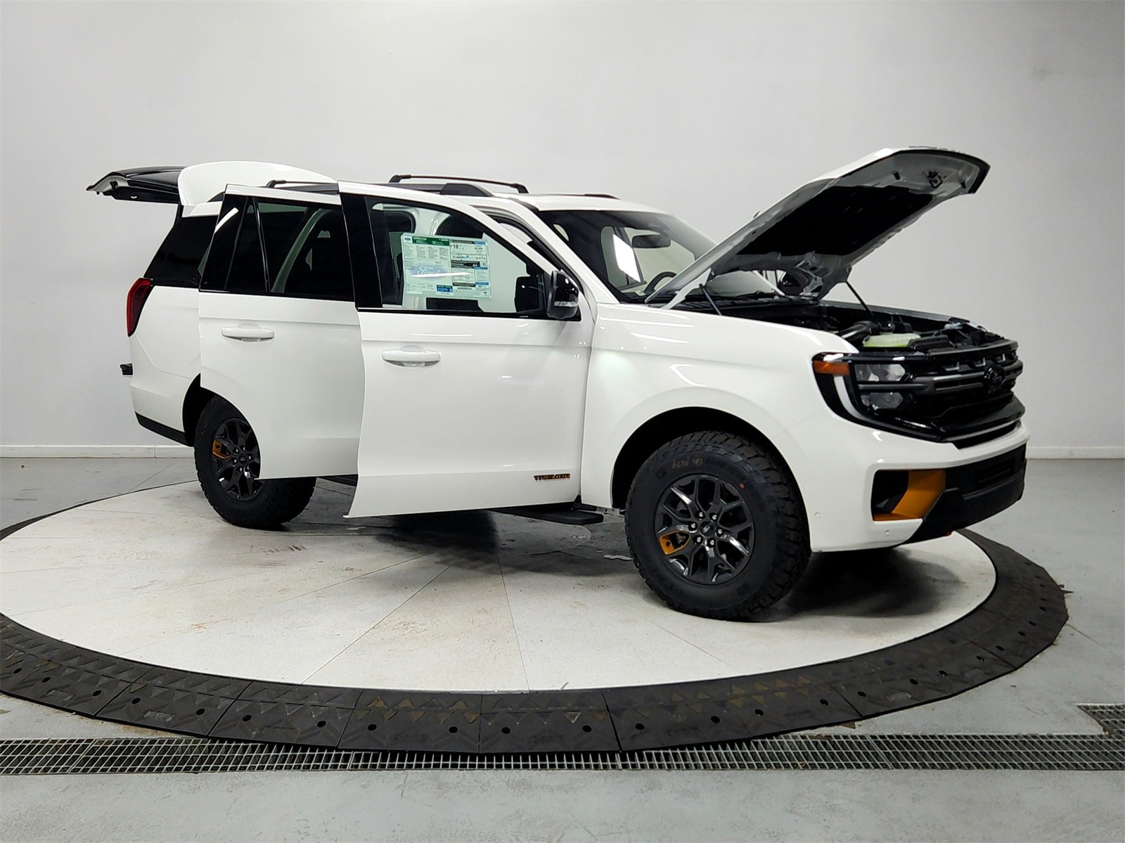 New 2025 Ford Expedition Tremor image 9