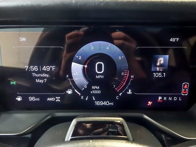 Certified 2024 GMC Acadia Elevation w/ Super Cruise Package AWD/4WD image 21