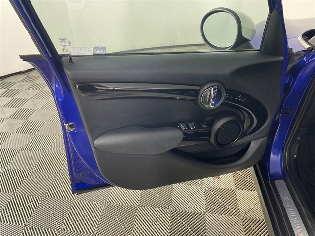 Used 2019 MINI Cooper S w/ Signature Upholstery Package image 18