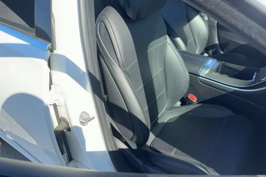 Used 2023 Mercedes-Benz C 300 Sedan w/ Advanced USB Package image 15