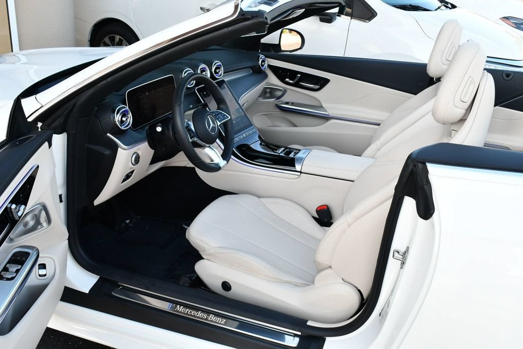 Used 2024 Mercedes-Benz CLE 300 4MATIC Cabriolet w/ Driver Assistance Package image 49