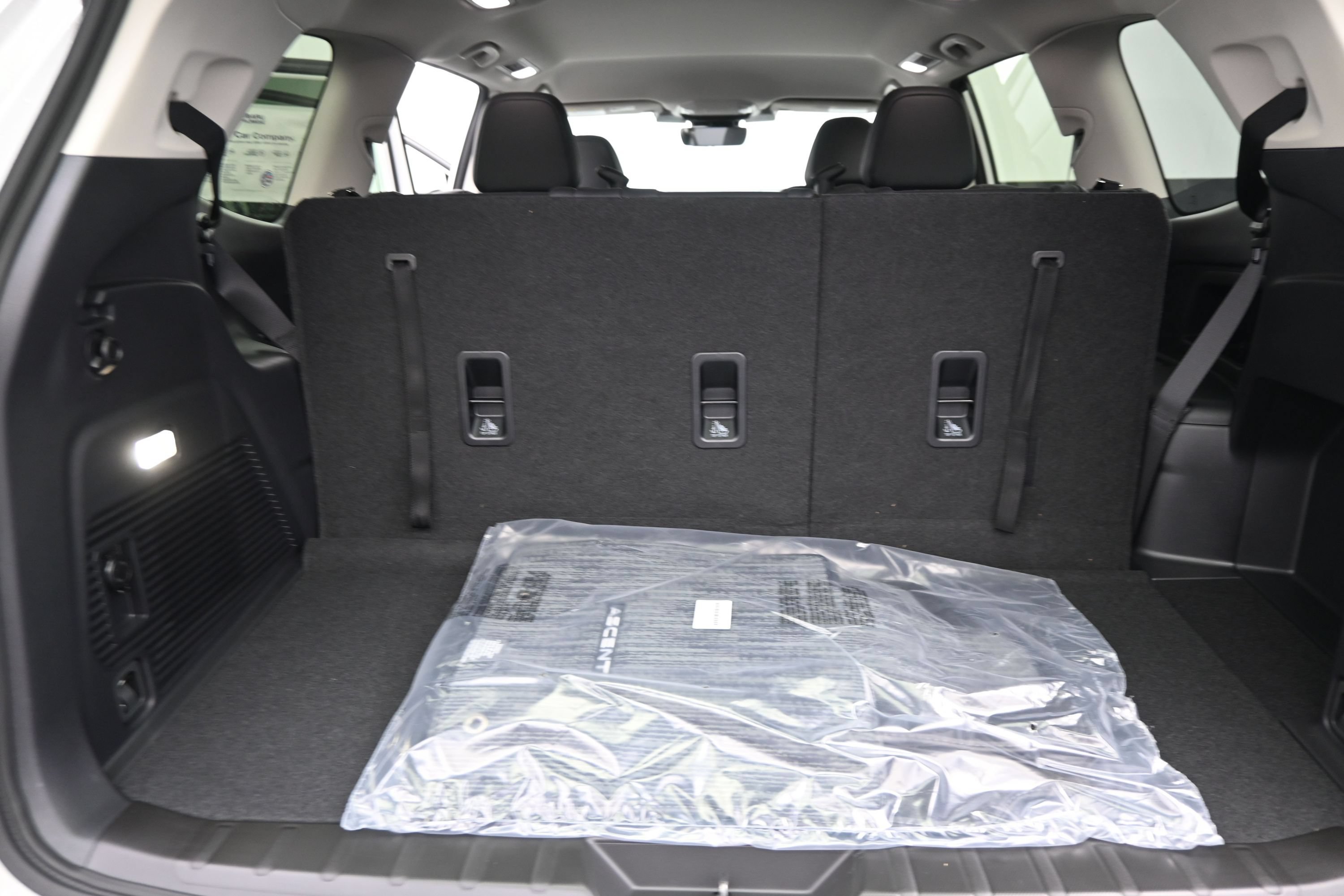 Used 2024 Volkswagen Atlas SE FWD image 21