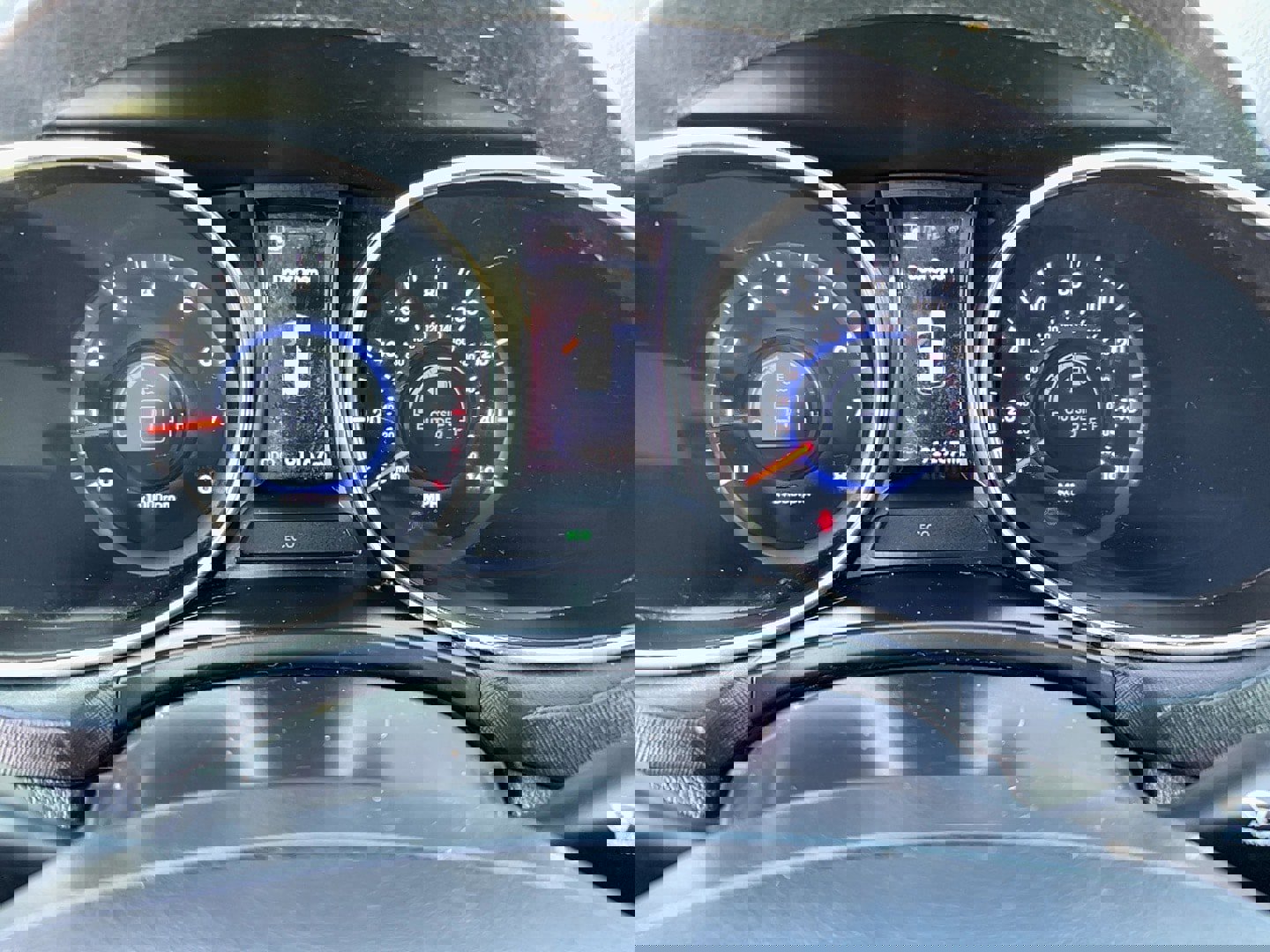 Used 2015 Hyundai Santa Fe Sport 2.0T w/ Option Group 05 image 19