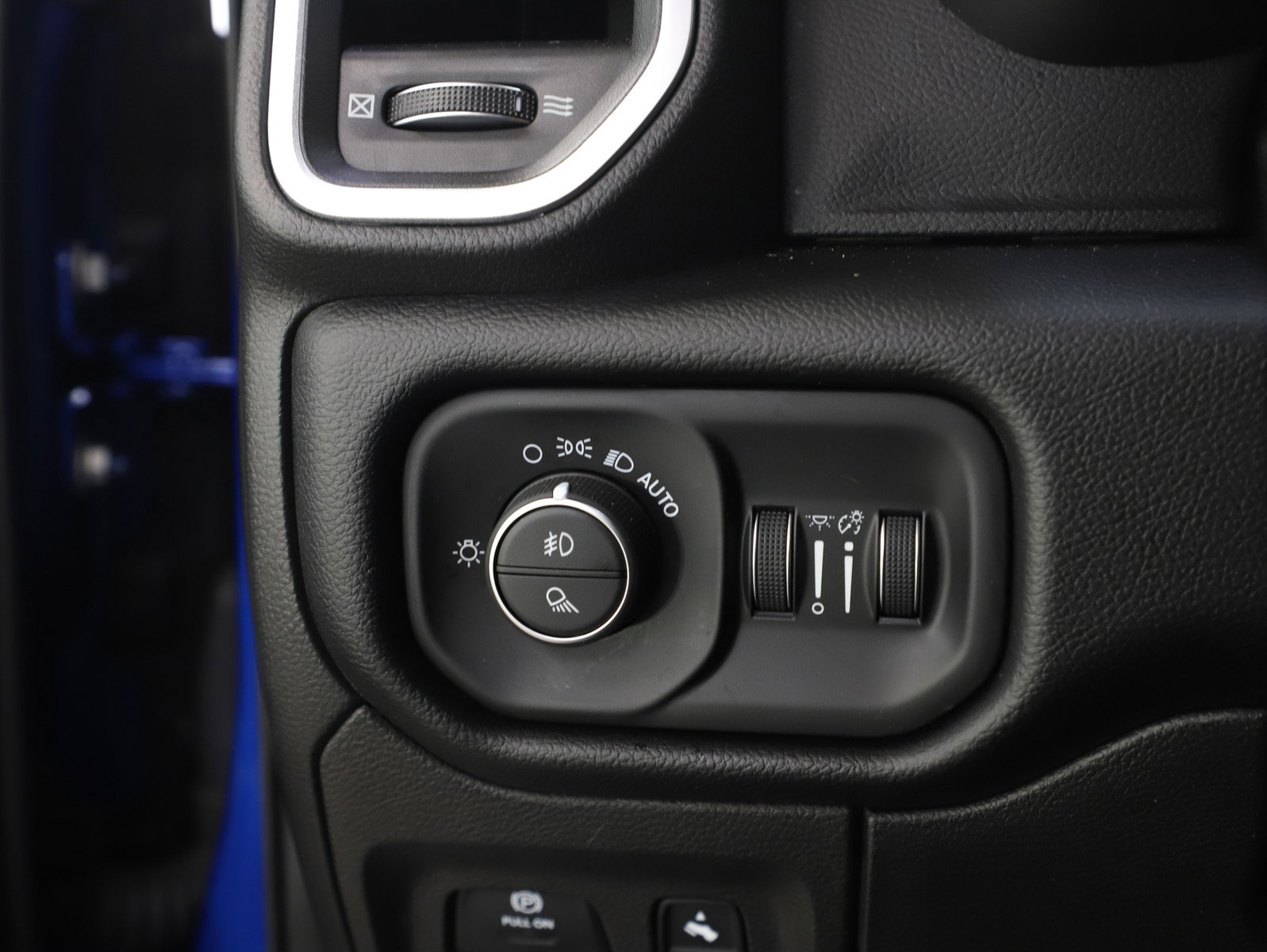 Used 2019 RAM 1500 Big Horn image 24