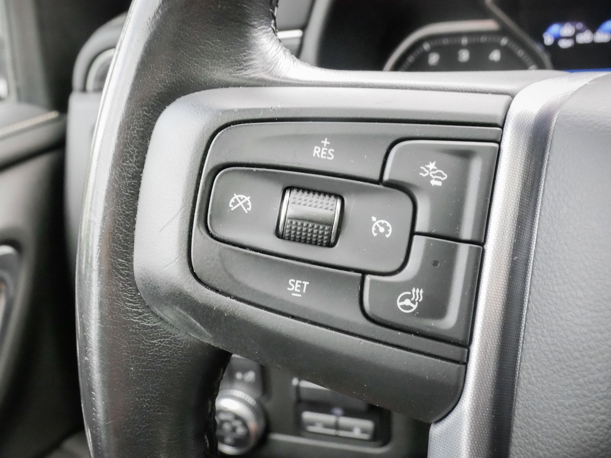 Used 2021 GMC Yukon XL SLT w/ SLT Luxury Plus Package AWD/4WD image 19
