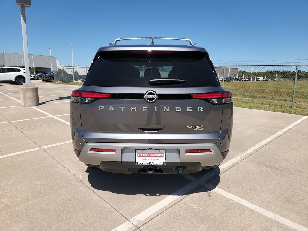 Used 2025 Nissan Pathfinder Platinum w/ Cargo Package image 6