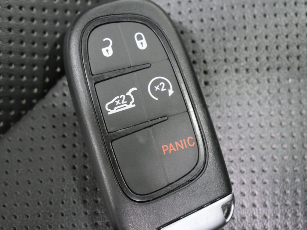 Used 2020 Jeep Cherokee Limited AWD/4WD image 29