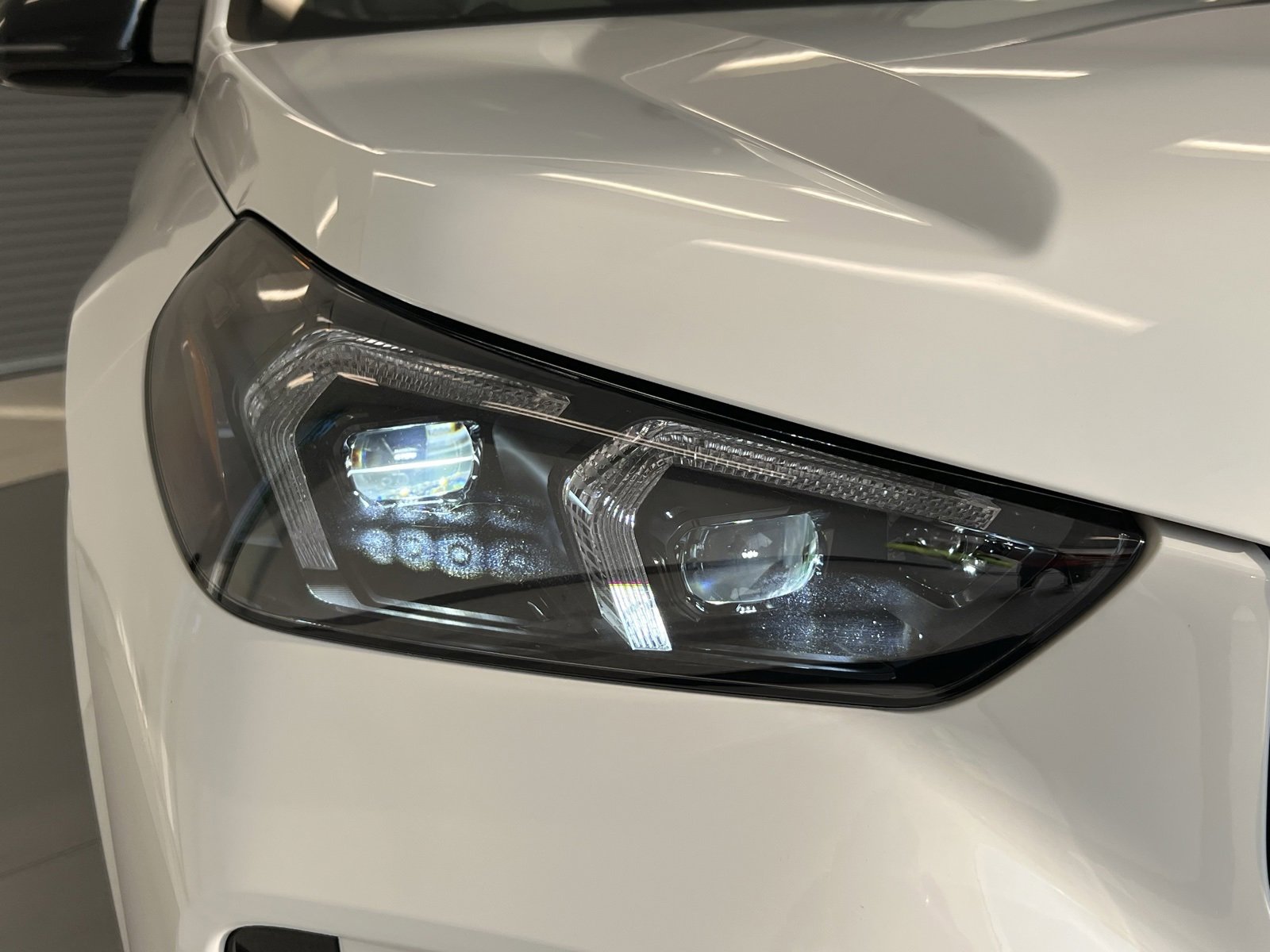 Used 2024 BMW X1 M35i w/ Premium Package image 59