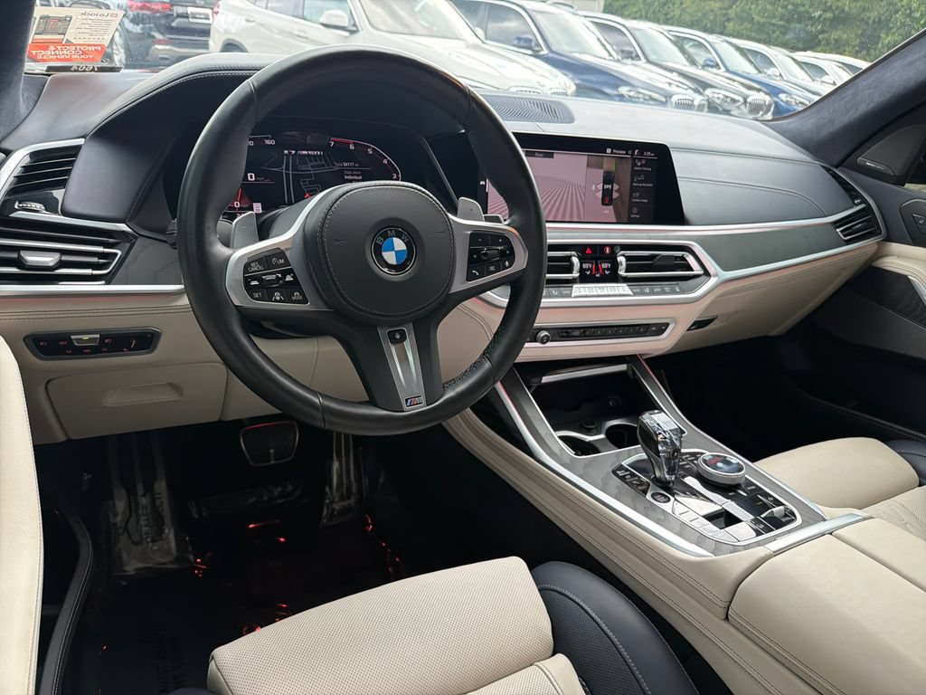 Used 2022 BMW X7 M50i w/ Dynamic Handling Package AWD/4WD image 22