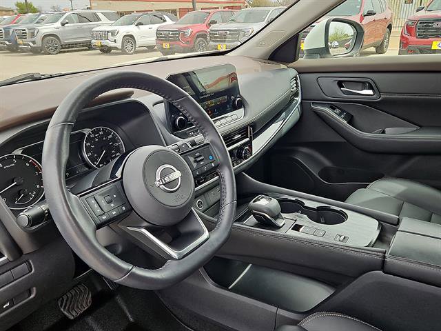 Used 2023 Nissan Rogue SL w/ SL Premium Package image 15