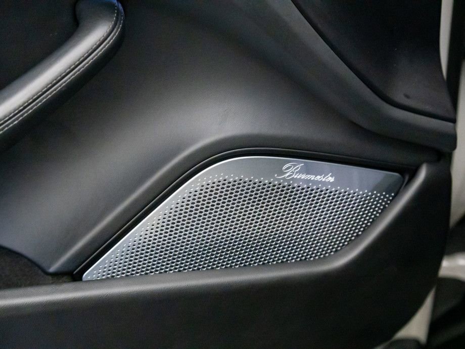 Used 2021 Porsche Taycan Turbo S image 15