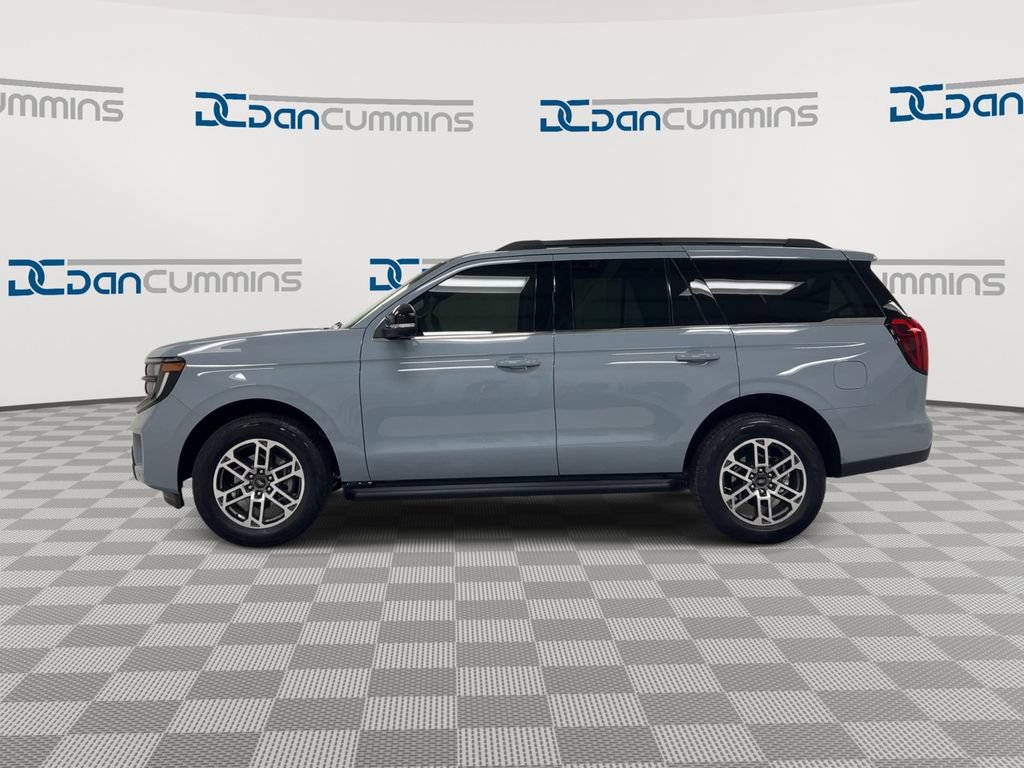 Used 2026 Ford Expedition Active AWD/4WD image 5