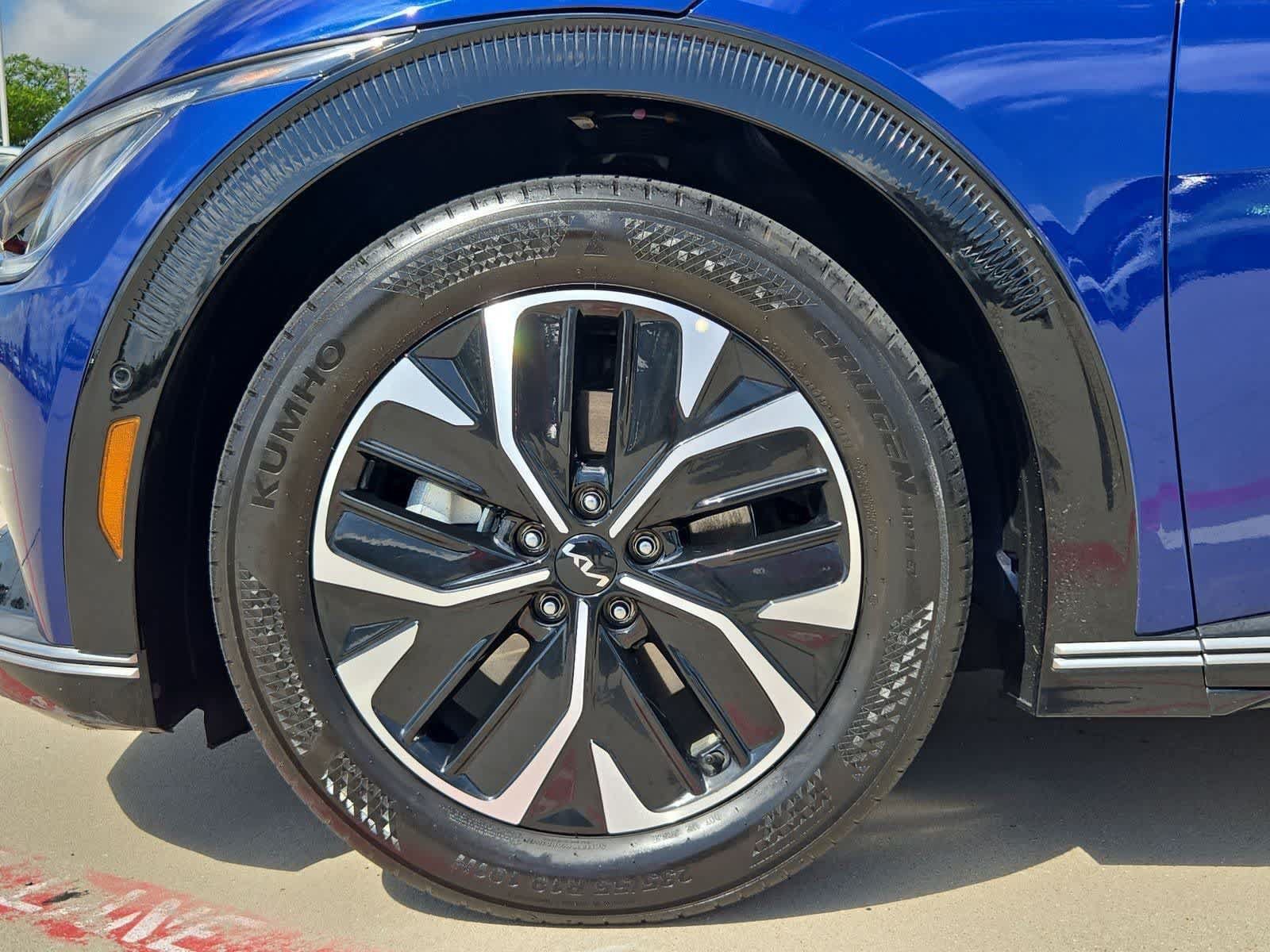 Certified 2023 Kia EV6 Wind w/ Wind Technology Package RWD image 13
