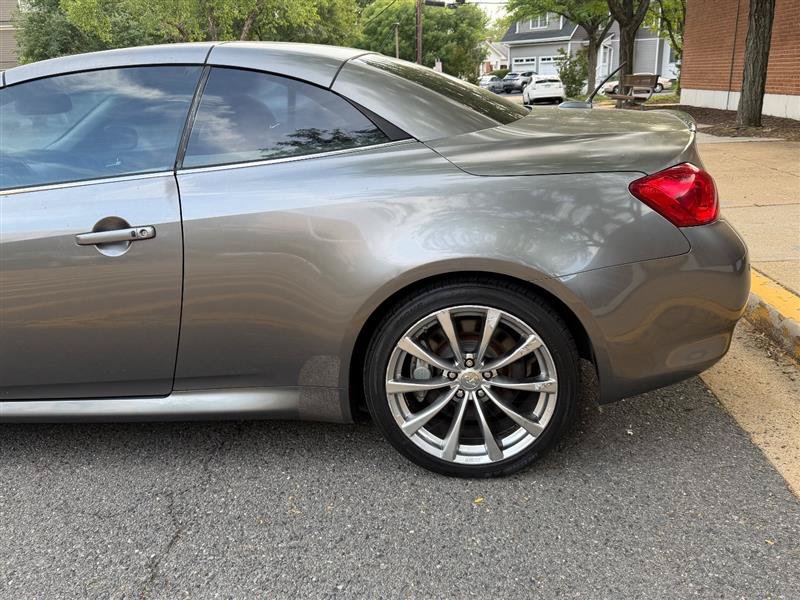 Used 2010 INFINITI G37 Convertible w/ Premium Pkg RWD image 13