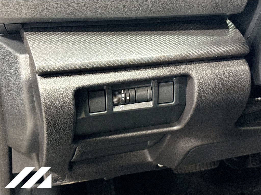 New 2026 Subaru Crosstrek 2.0i Premium AWD/4WD image 9