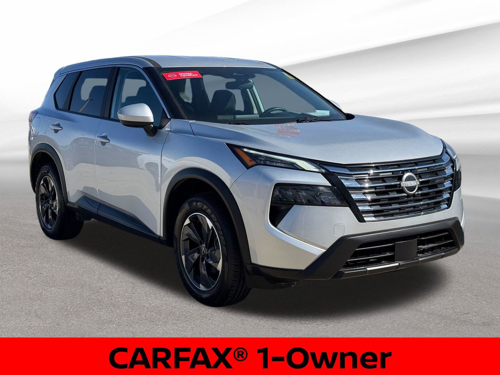 Certified 2025 Nissan Rogue SV image 4