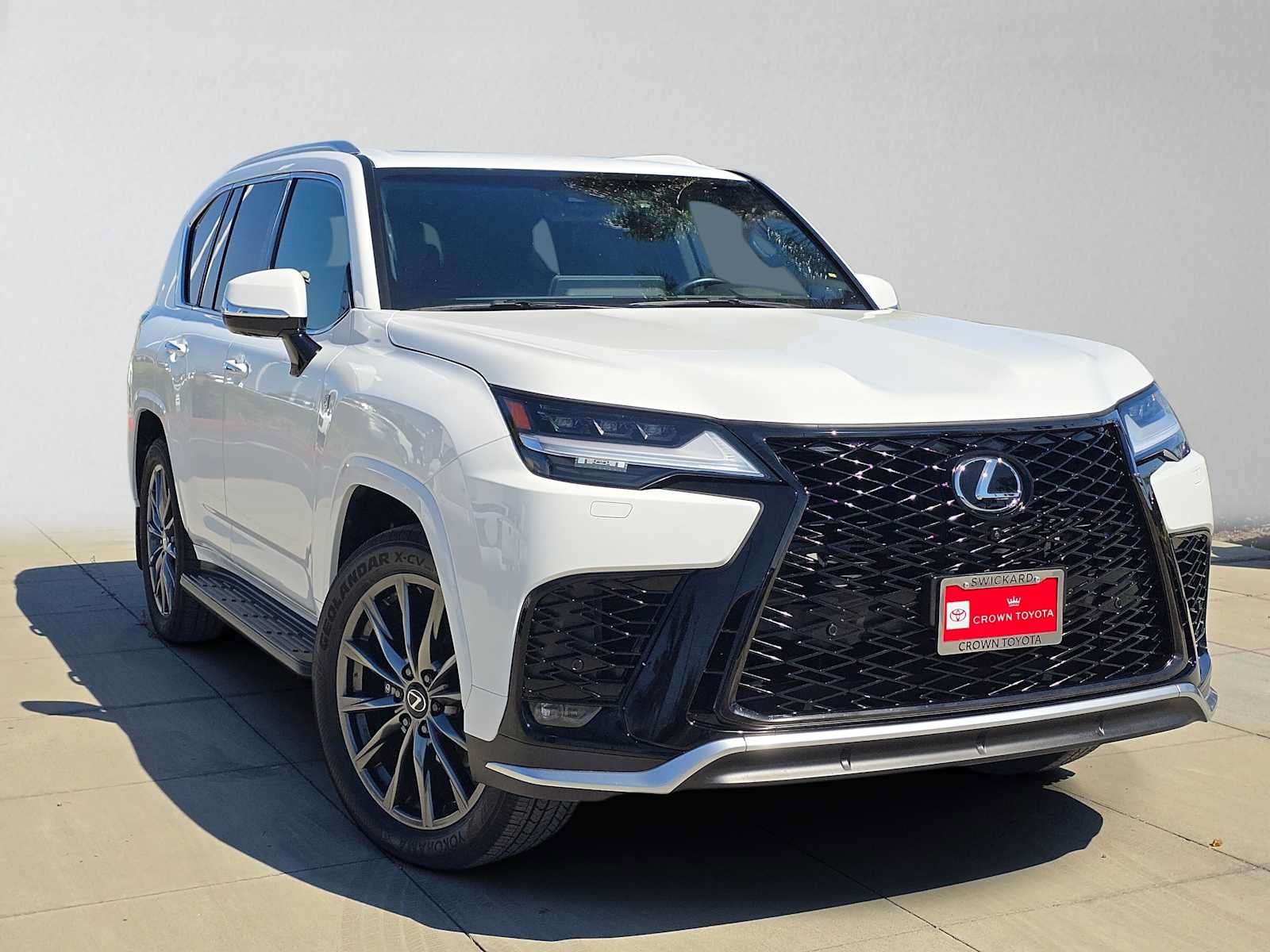 Used 2023 Lexus LX 600 F Sport w/ Accessory Package (Z1) AWD/4WD image 1