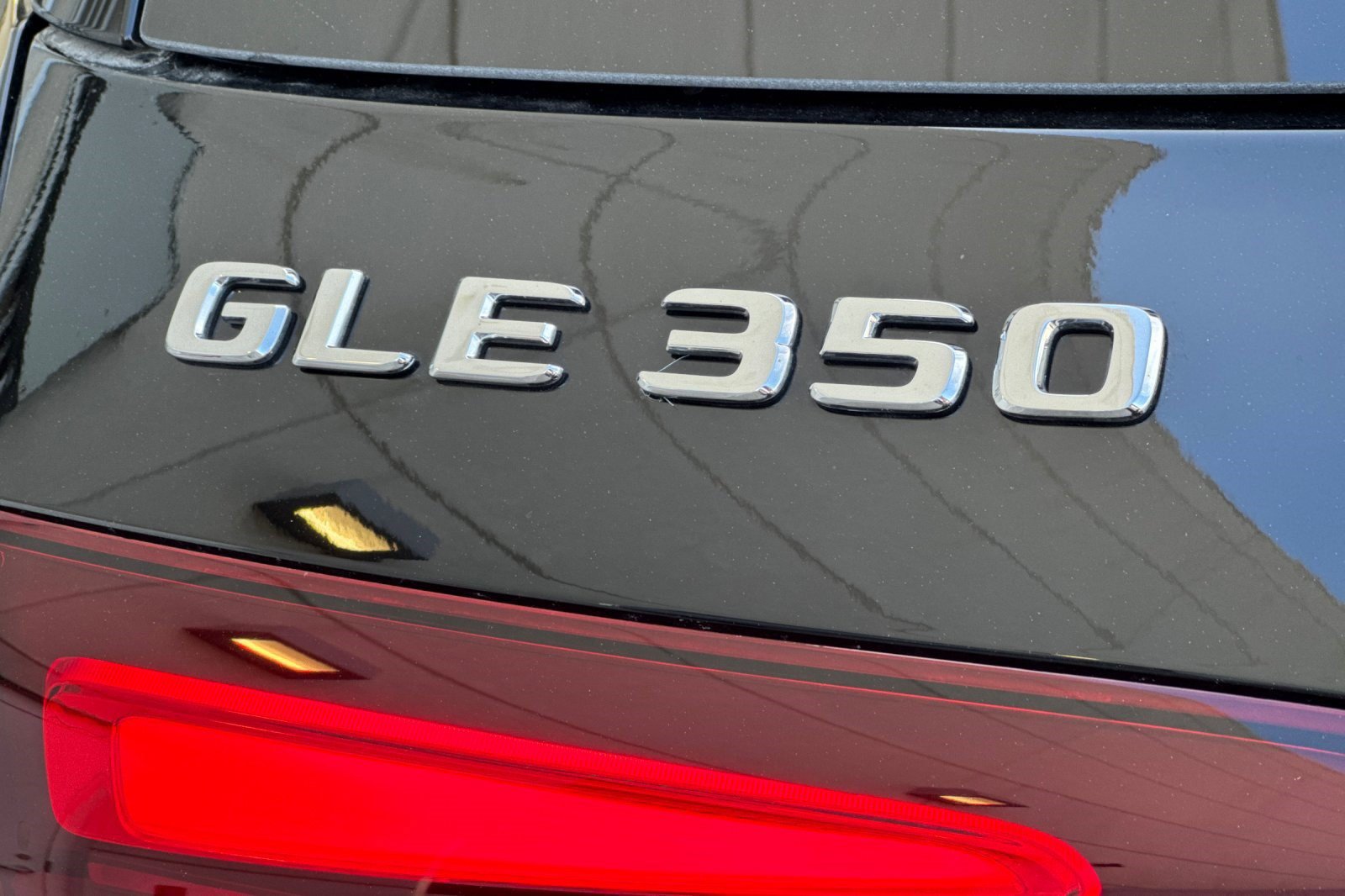 Used 2025 Mercedes-Benz GLE 350 4MATIC image 21