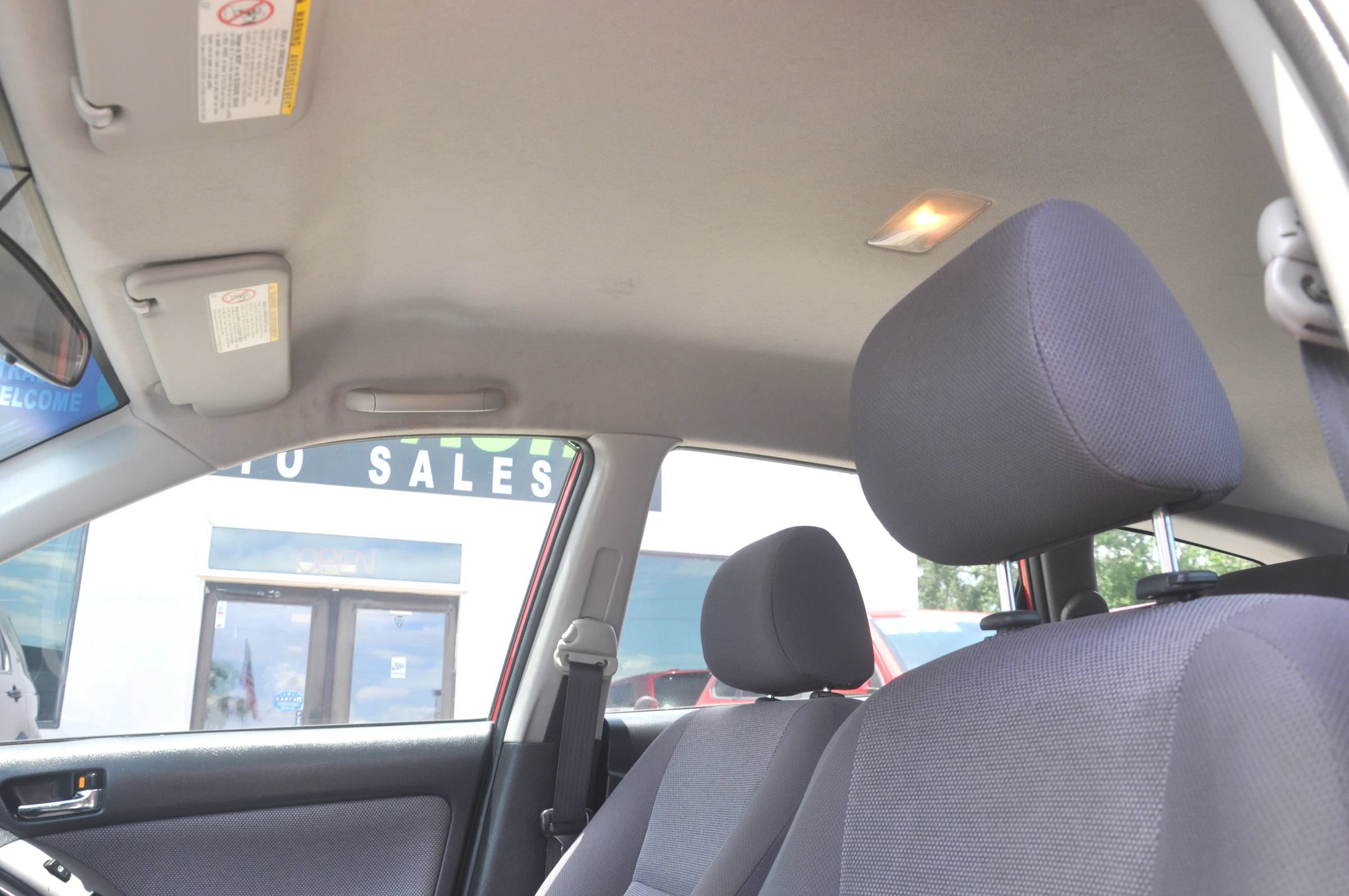 Used 2003 Toyota Matrix XR FWD image 36