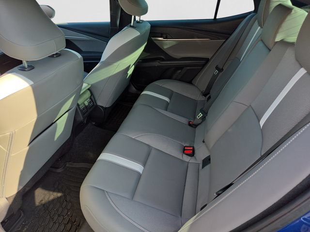 Used 2025 Toyota Camry SE w/ Convenience Package FWD image 33