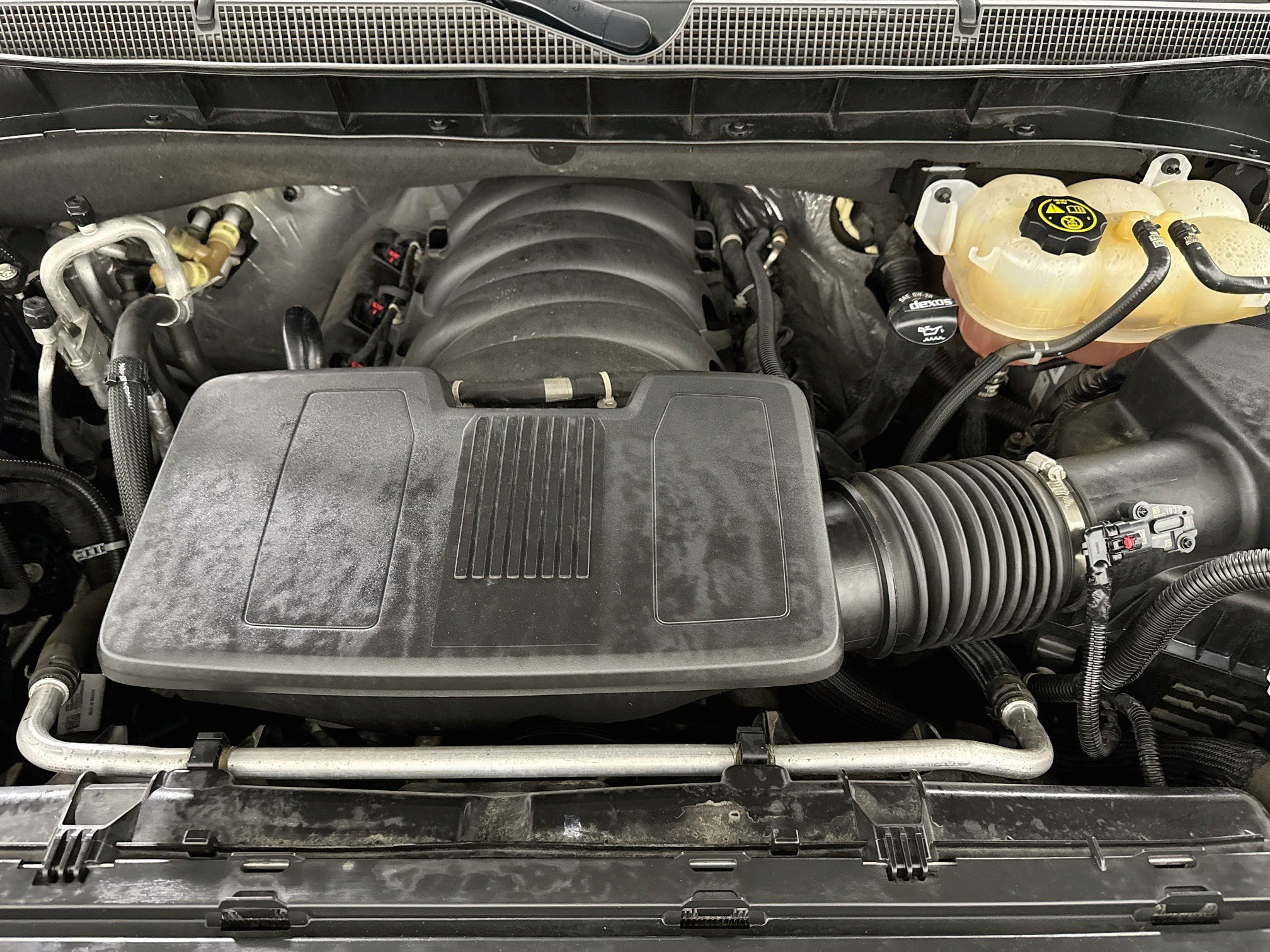 Used 2023 Chevrolet Suburban LS AWD/4WD image 29