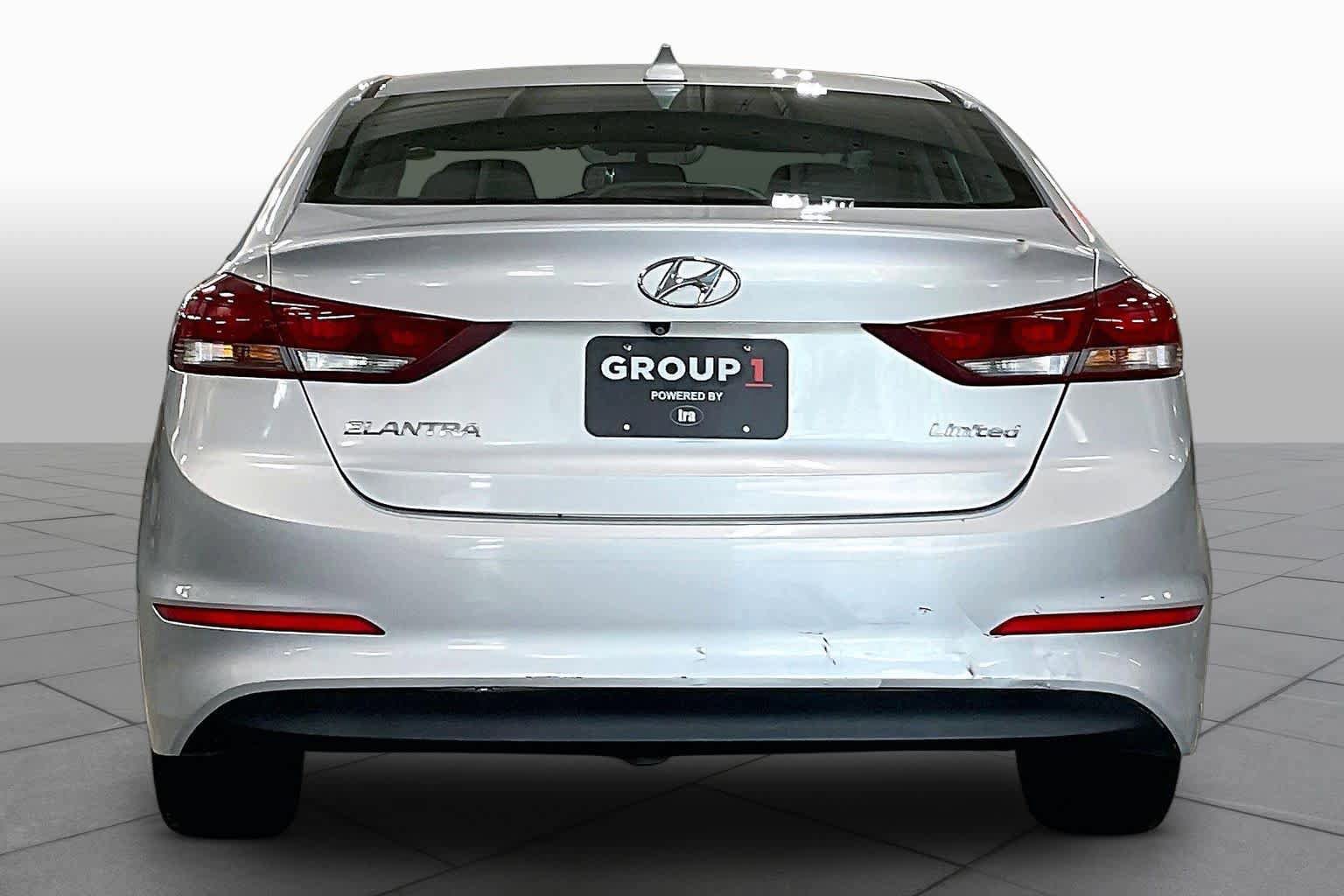 Used 2017 Hyundai Elantra Limited FWD image 5