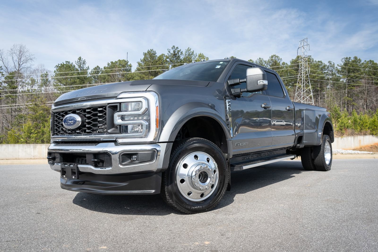 Used 2023 Ford F450 Lariat w/ FX4 Off-Road Package image 5