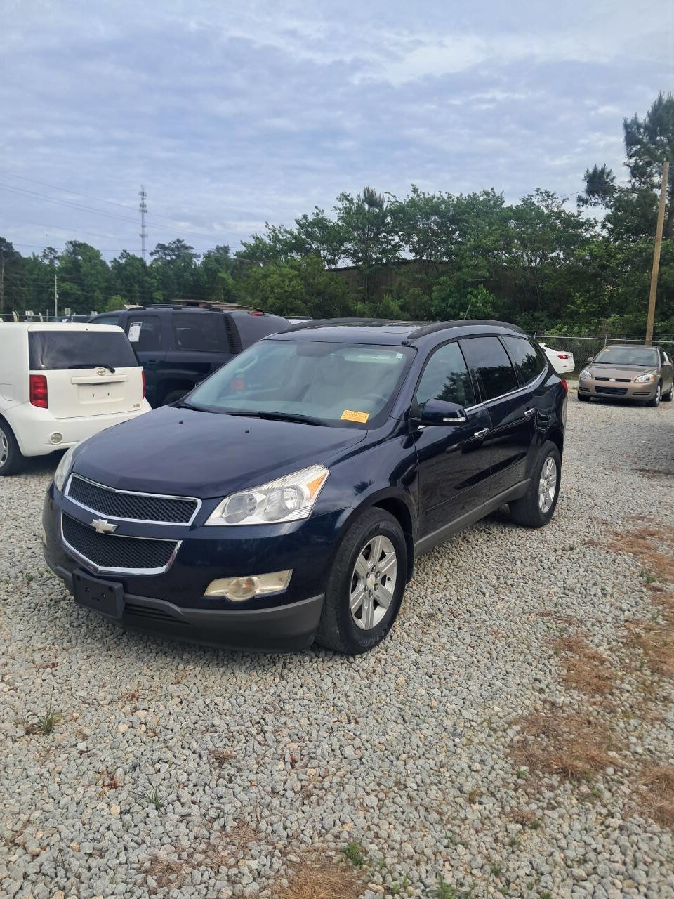 Used 2011 Chevrolet Traverse LT w/ Personal Connectivity Package AWD/4WD image 1