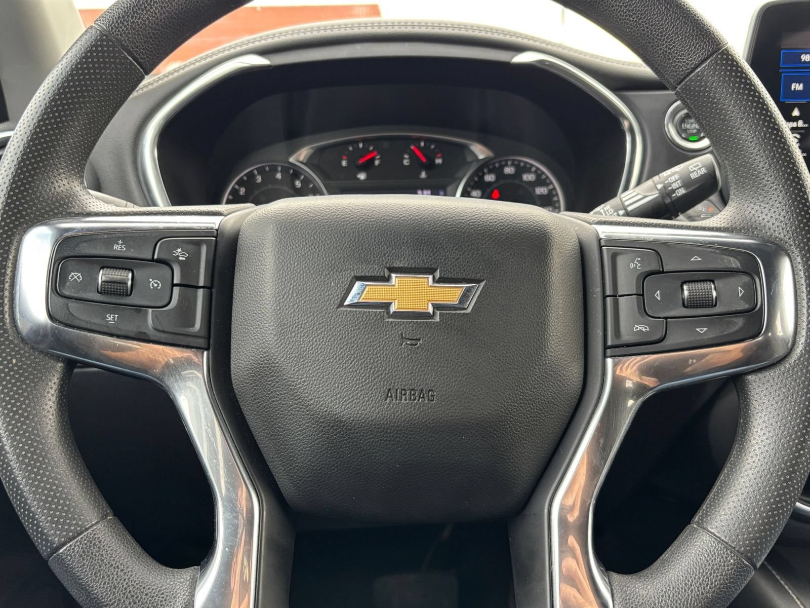Used 2025 Chevrolet Blazer LT FWD image 28