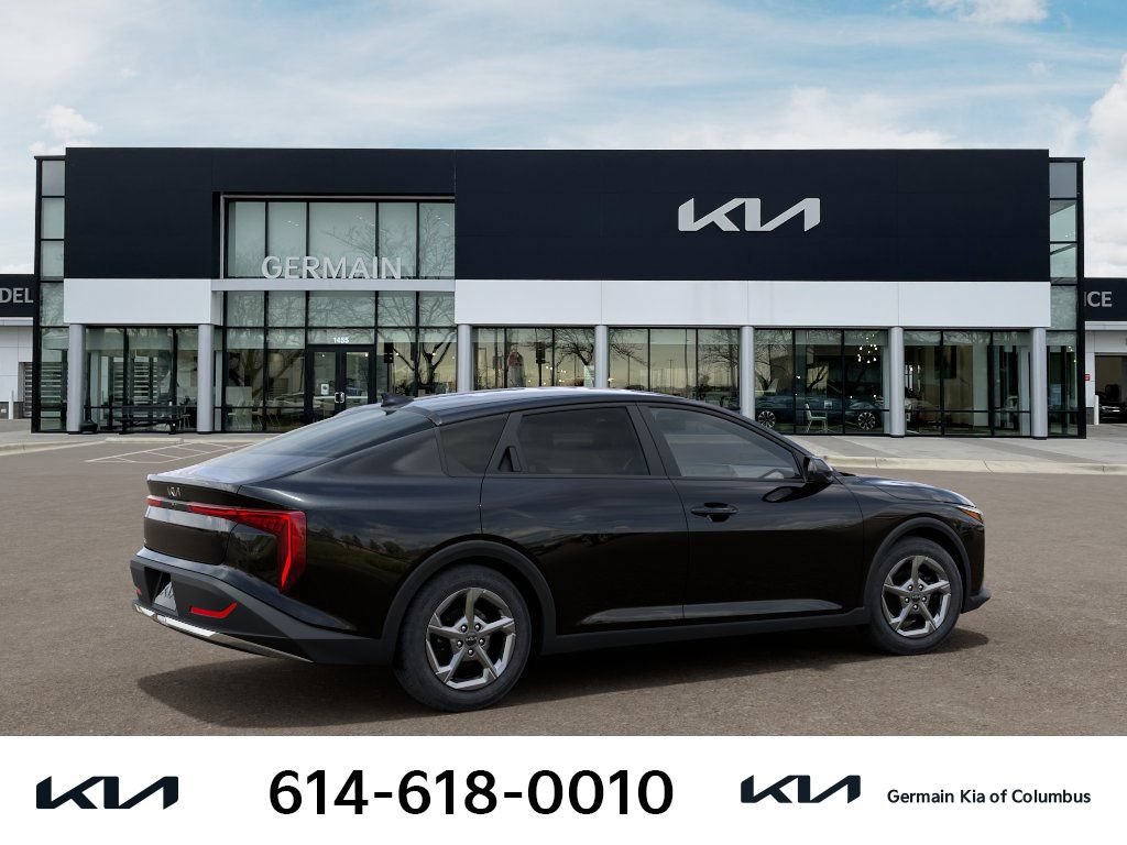 New 2026 Kia K4 FWD image 9
