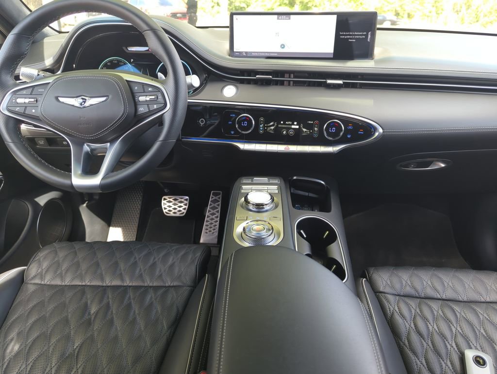 Used 2023 Genesis GV70 3.5T Sport w/ Sport Prestige Package image 13