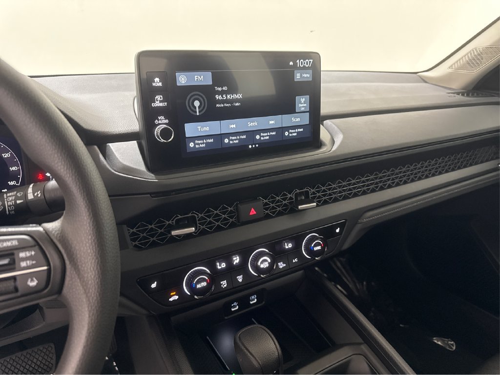 Used 2026 Honda Accord SE image 28