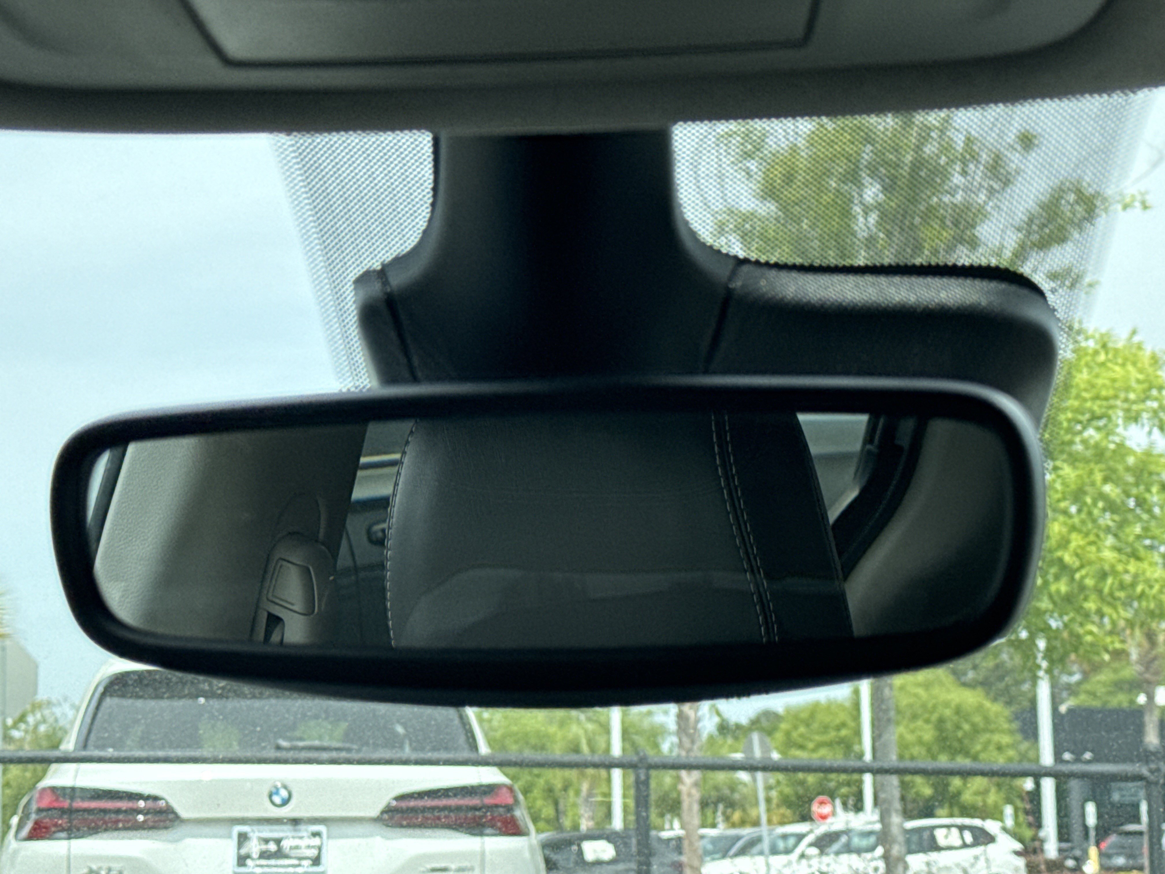 Used 2024 Chrysler Pacifica Touring-L FWD image 20