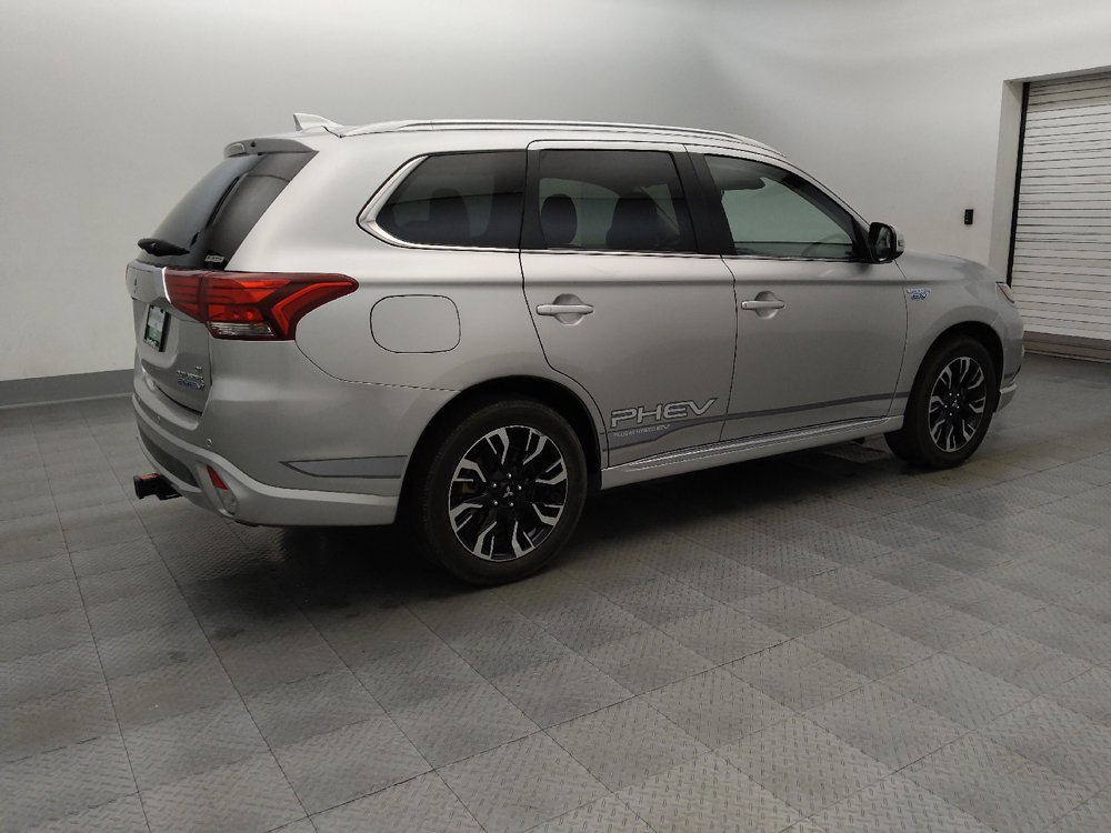 Used 2018 Mitsubishi Outlander GT AWD/4WD image 10