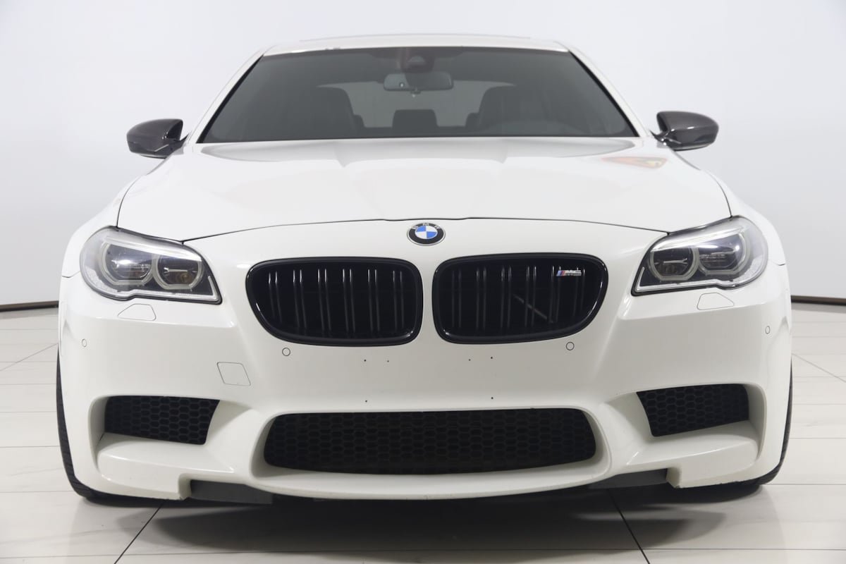 Used 2015 BMW M5 RWD image 55