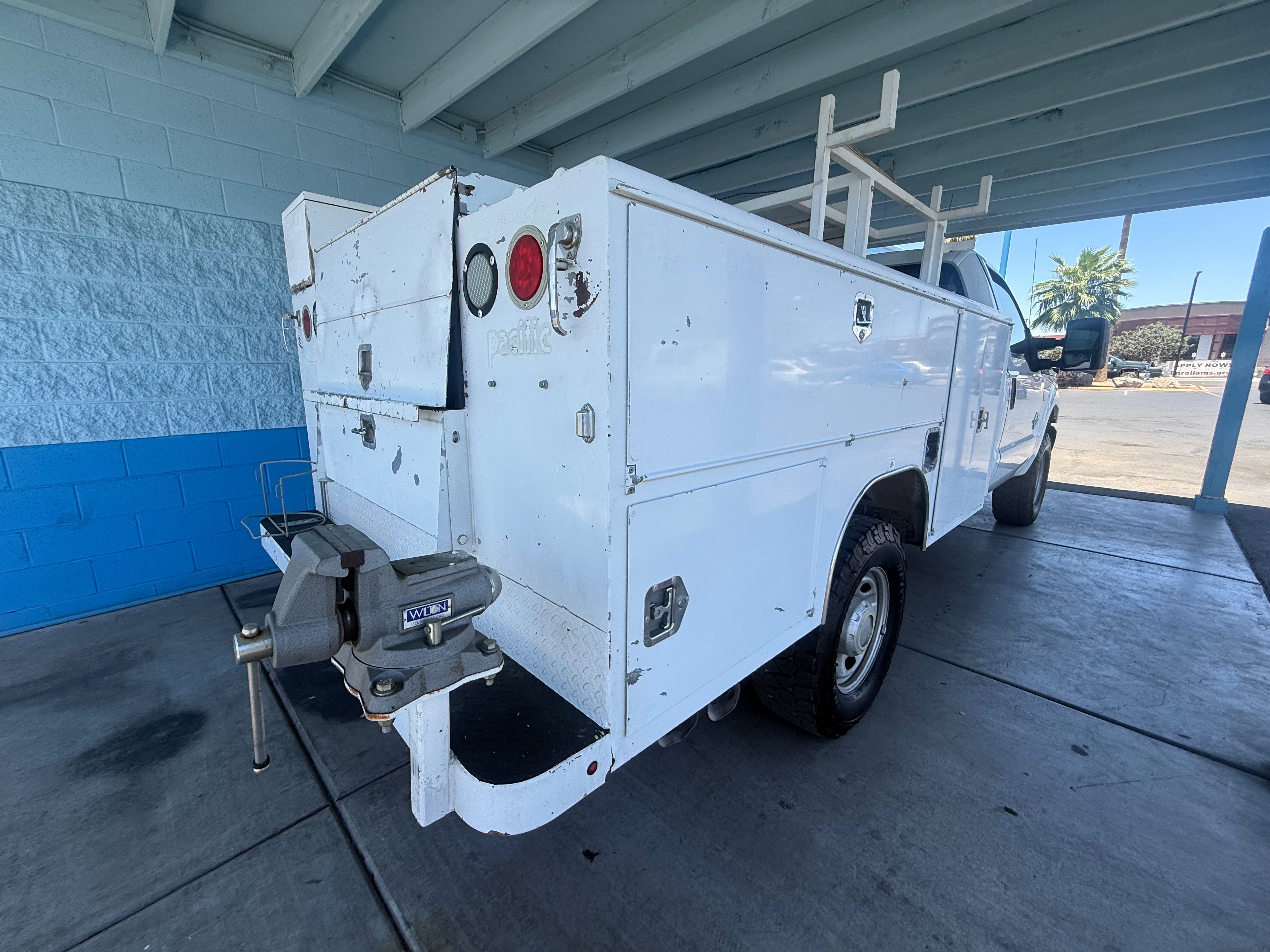 Used 2013 Ford F350 XL AWD/4WD image 3