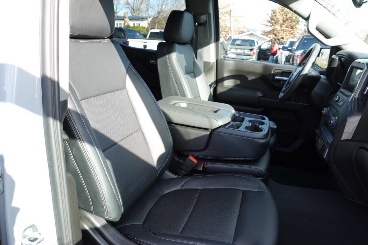 Used 2024 Chevrolet Silverado 1500 Custom AWD/4WD image 36