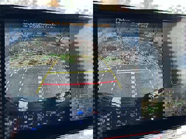 New 2025 Toyota Tacoma 4x4 Double Cab Hybrid image 12