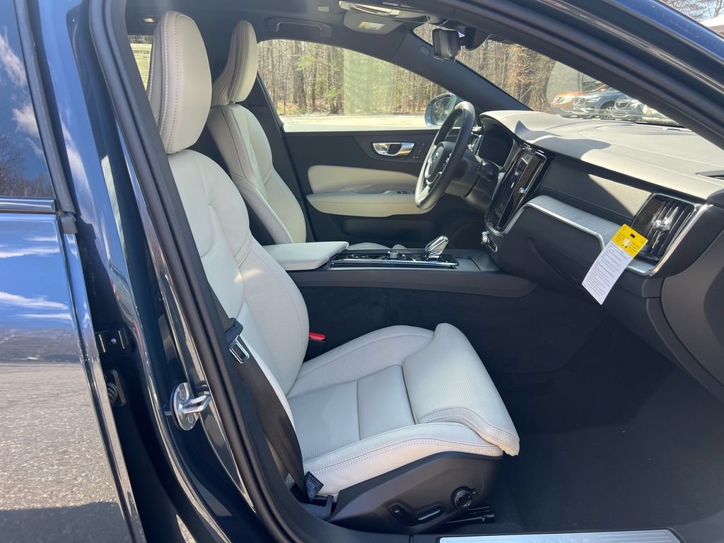 New 2026 Volvo V60 B5 Cross Country Ultra w/ Protection Package Premier AWD/4WD image 27