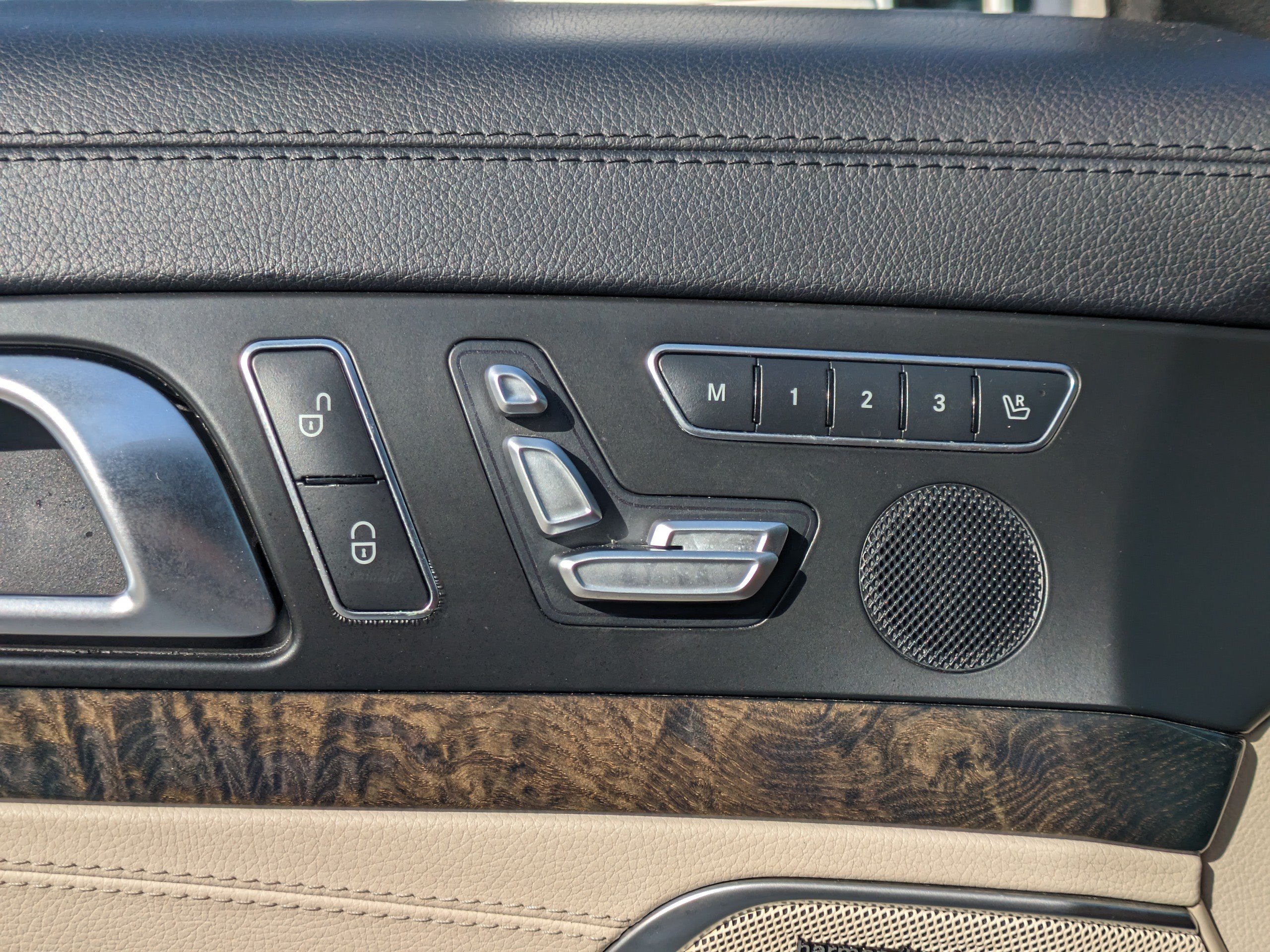 Used 2014 Mercedes-Benz SL 63 AMG image 21
