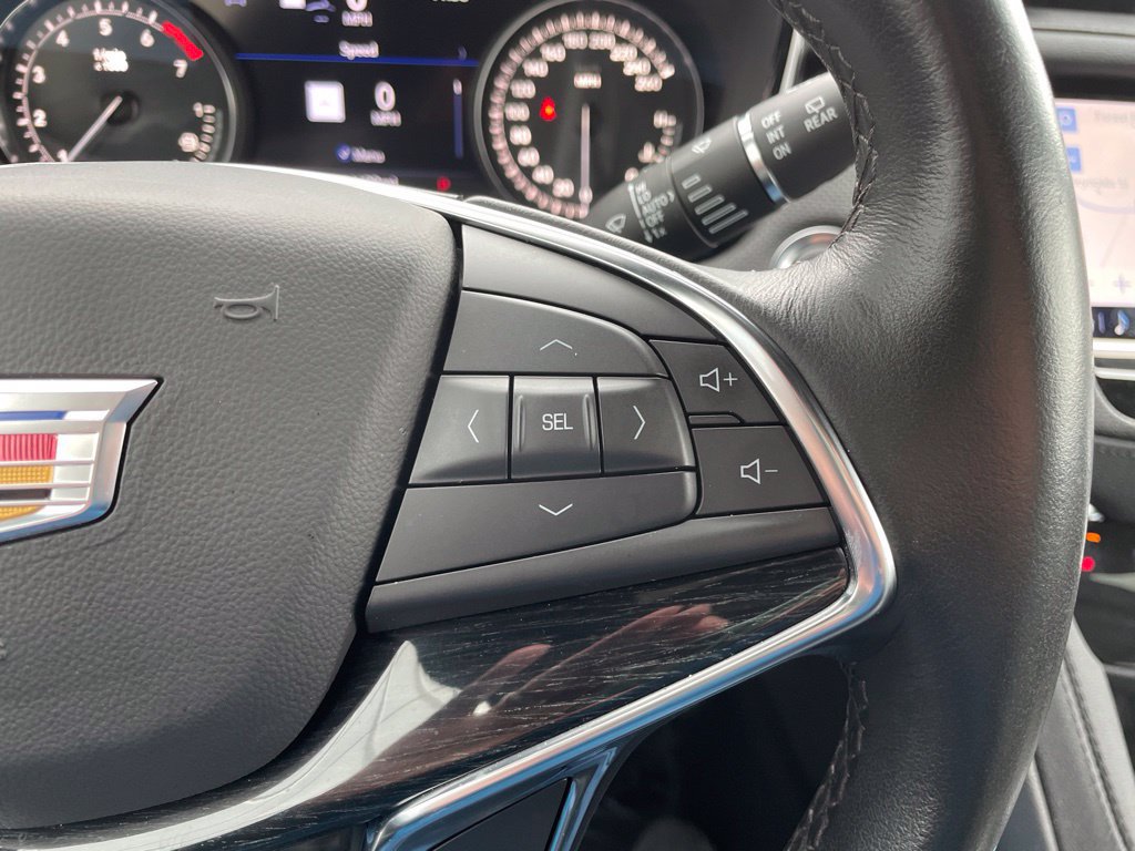 Used 2023 Cadillac XT5 Premium Luxury w/ Technology Package AWD/4WD image 28