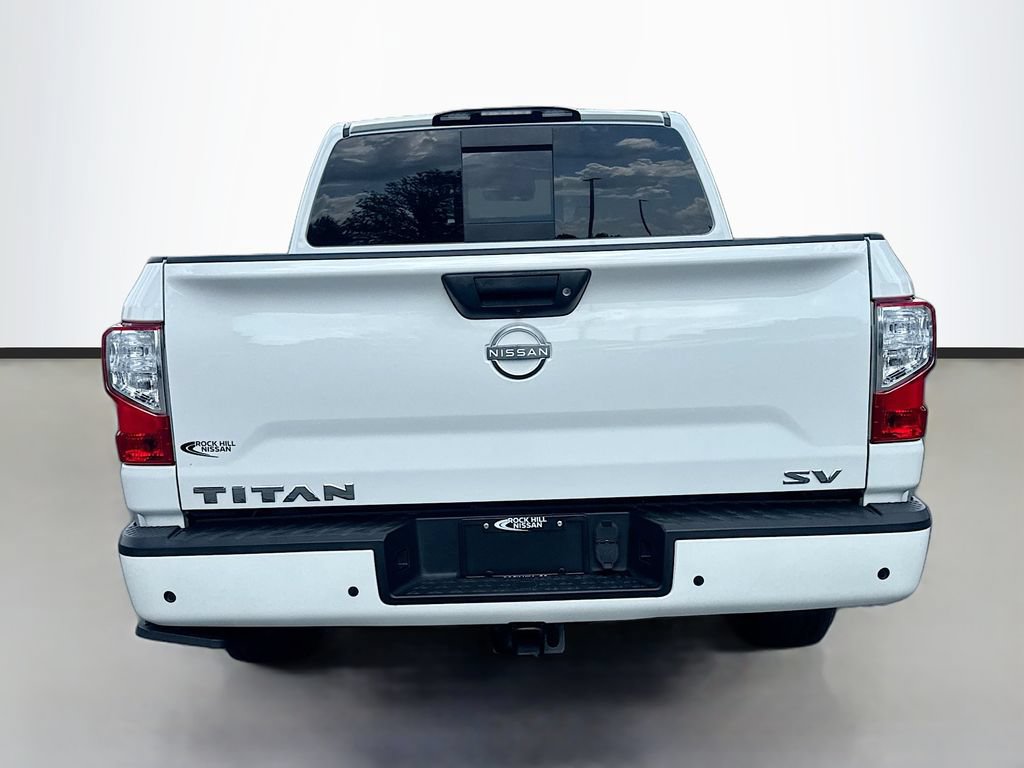 Certified 2024 Nissan Titan SV w/ SV Convenience Package RWD image 7