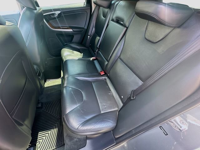 Used 2017 Volvo XC60 T5 Inscription w/ Advanced Package AWD/4WD image 31