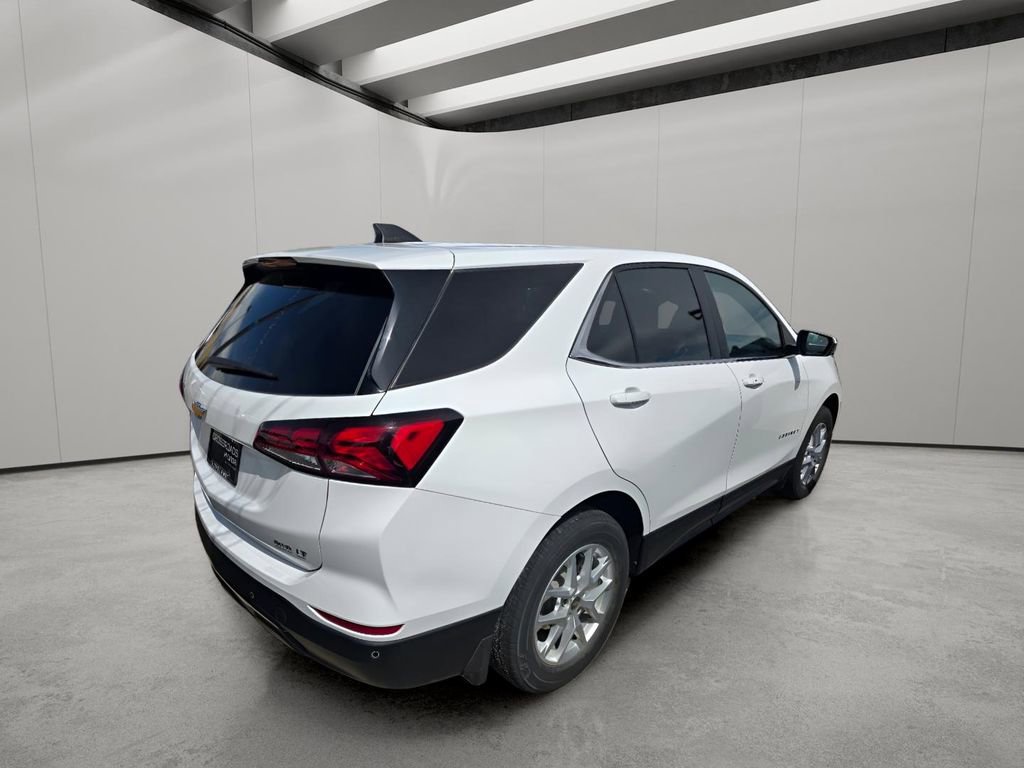 Used 2023 Chevrolet Equinox LT w/ LPO, Floor Liner Package AWD/4WD image 7