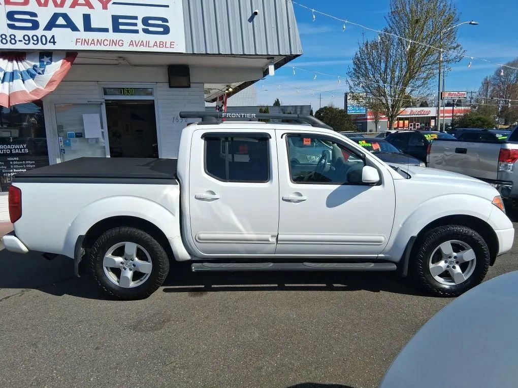 Used 2005 Nissan Frontier LE w/ (X01) Leather Pkg image 4