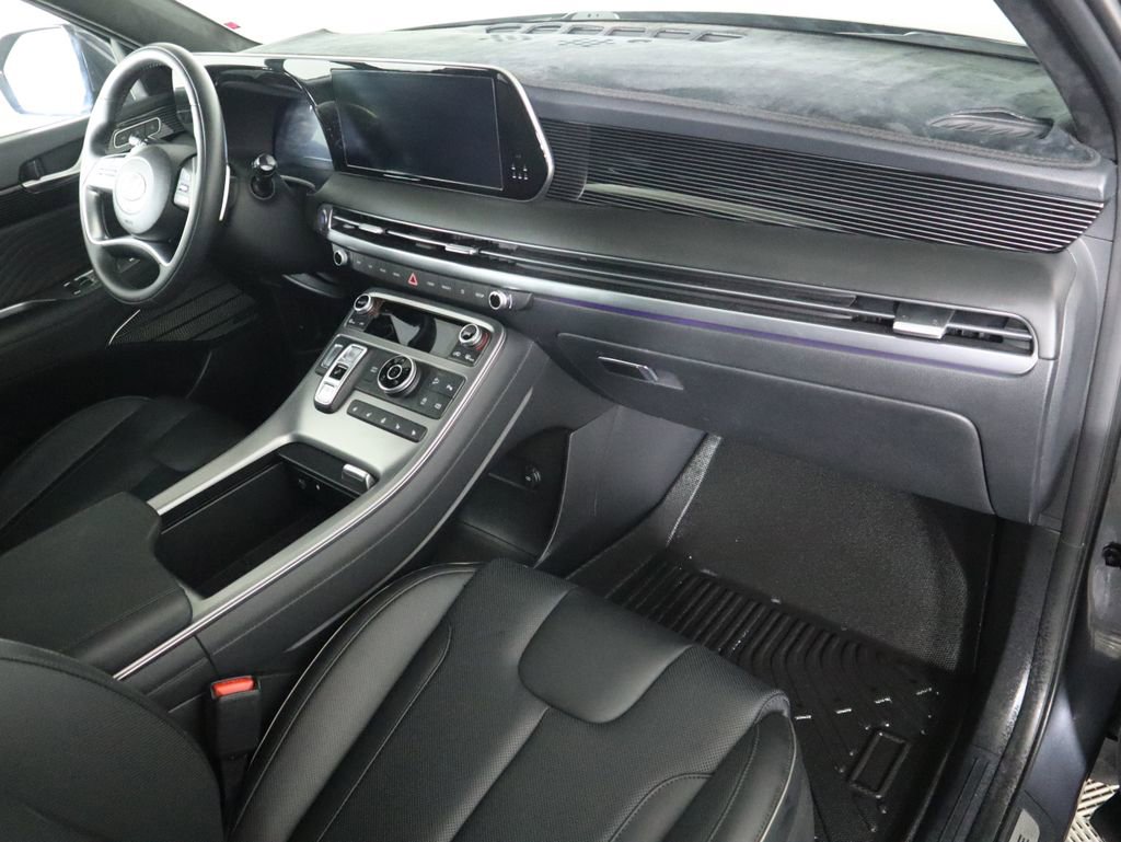 Used 2025 Hyundai Palisade Calligraphy image 18