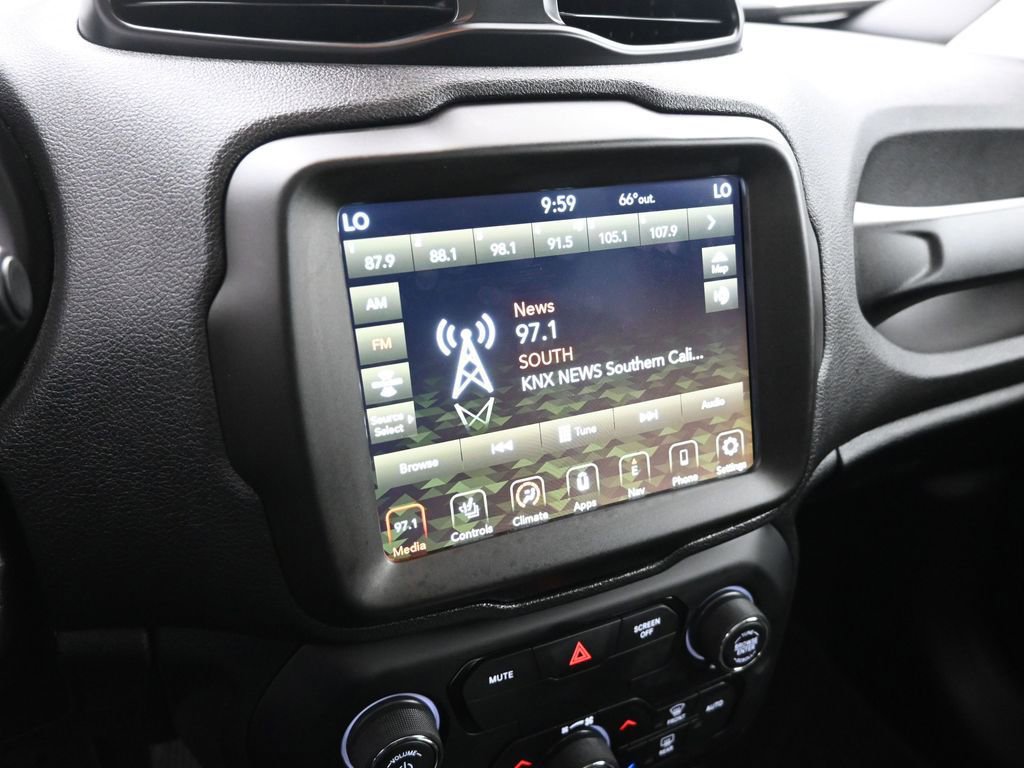 Used 2020 Jeep Renegade Limited w/ UConnect 8.4 Nav Group image 15