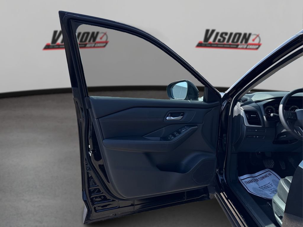 Used 2026 Nissan Rogue SL image 23