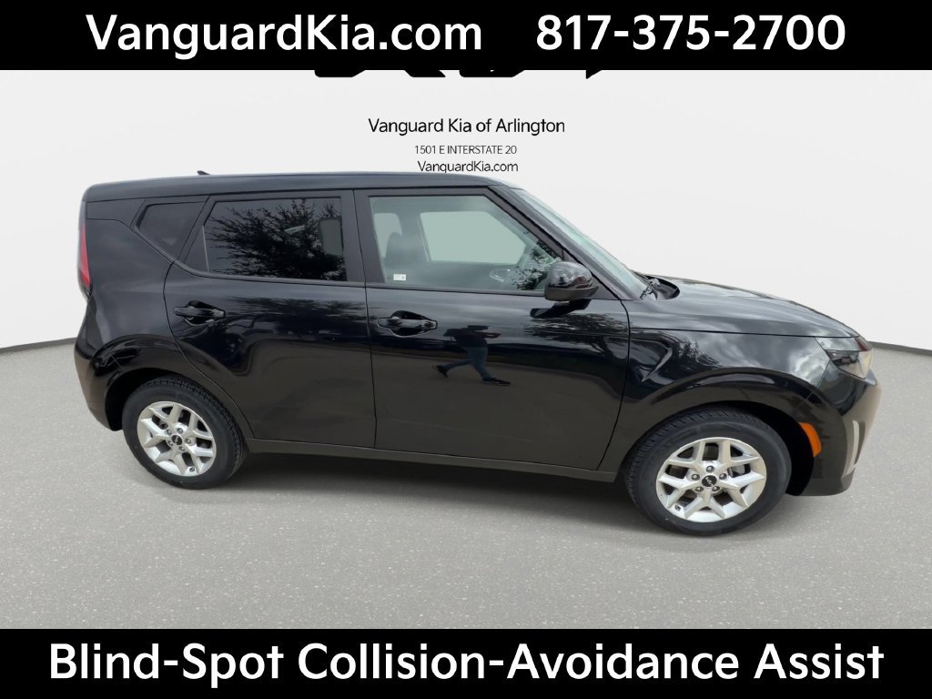 Certified 2025 Kia Soul LX w/ LX Technology Package FWD image 10