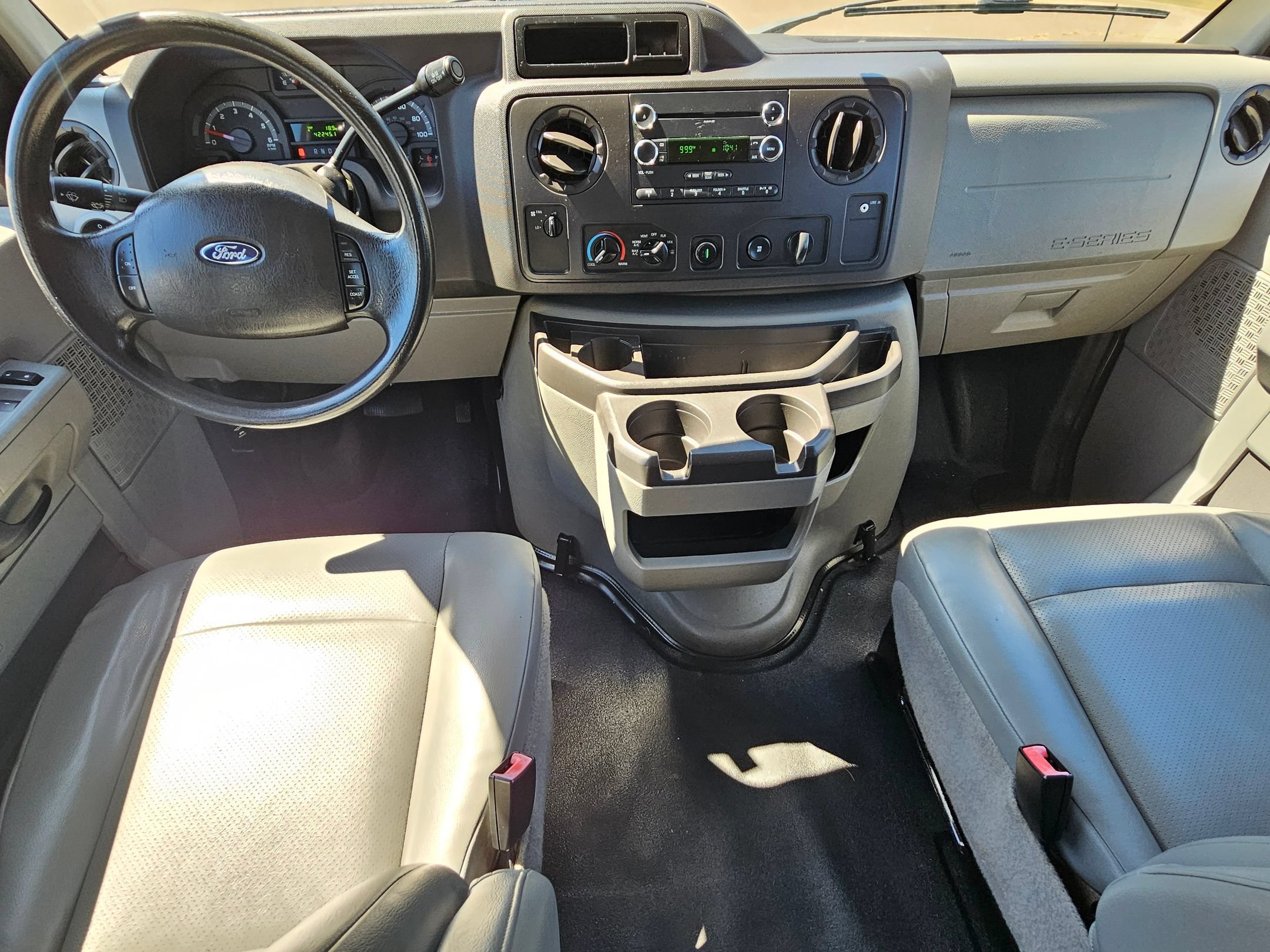 Used 2012 Ford E-150 and Econoline 150 Wagon w/ PWR Windows & Locks Group RWD image 20